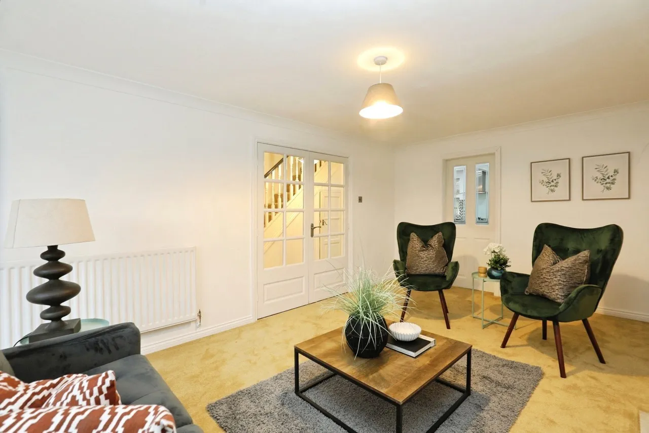 Blackthorn Close, Wistaston, Crewe, Cheshire, CW2, photo 6