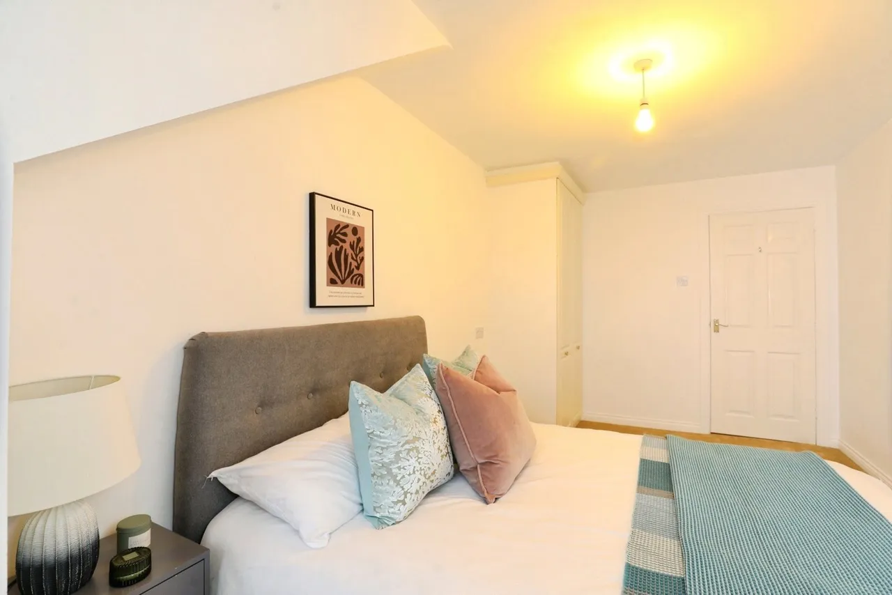 Blackthorn Close, Wistaston, Crewe, Cheshire, CW2, photo 28
