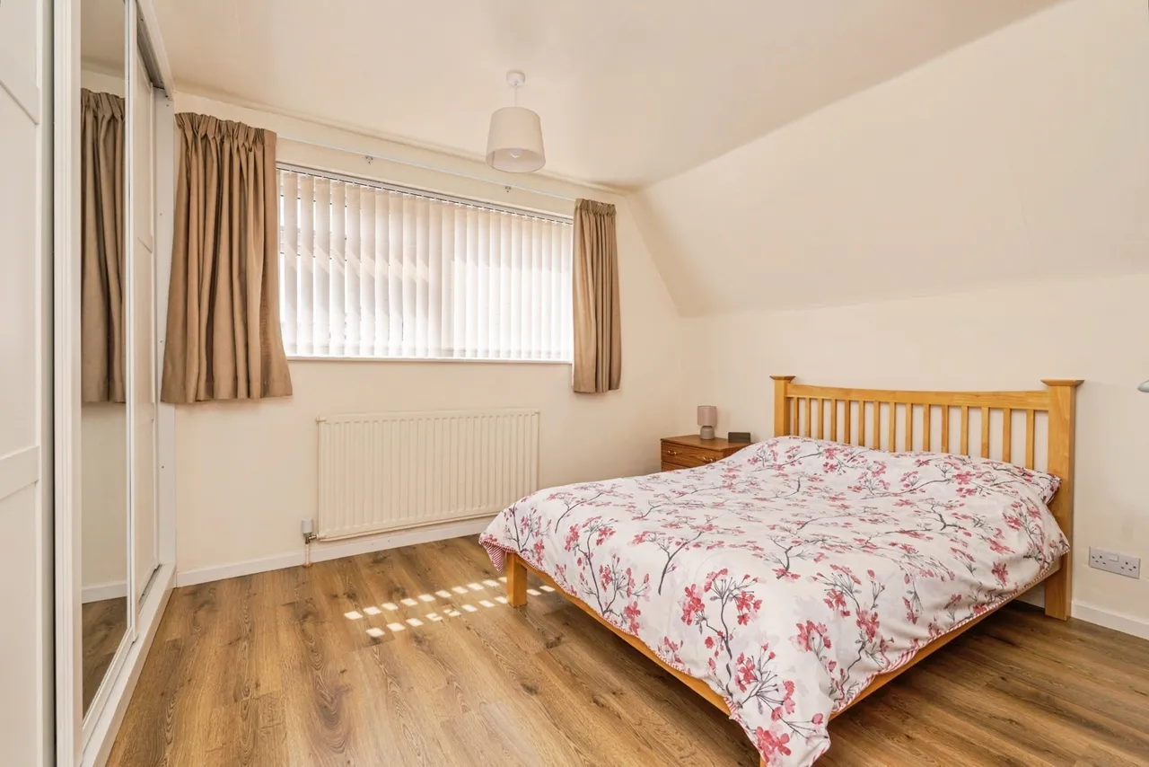 Willow Way, Farnham, GU9, photo 10