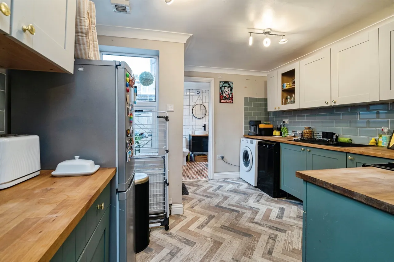 Manby Road, Gorleston, Great Yarmouth, photo 11