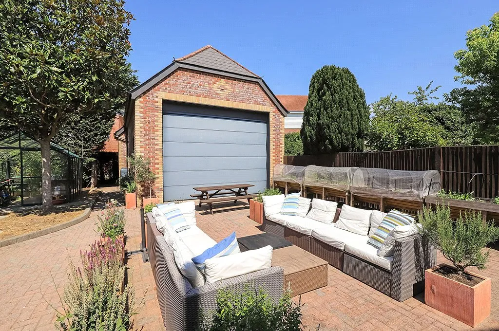 Station Road, Romsey, Hampshire, SO51 8DT, photo 25