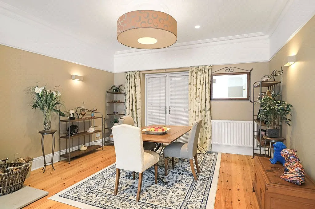 Station Road, Romsey, Hampshire, SO51 8DT, photo 8