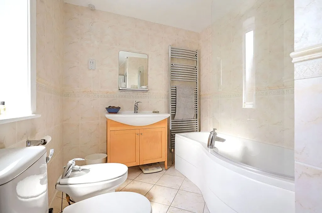 Station Road, Romsey, Hampshire, SO51 8DT, photo 19