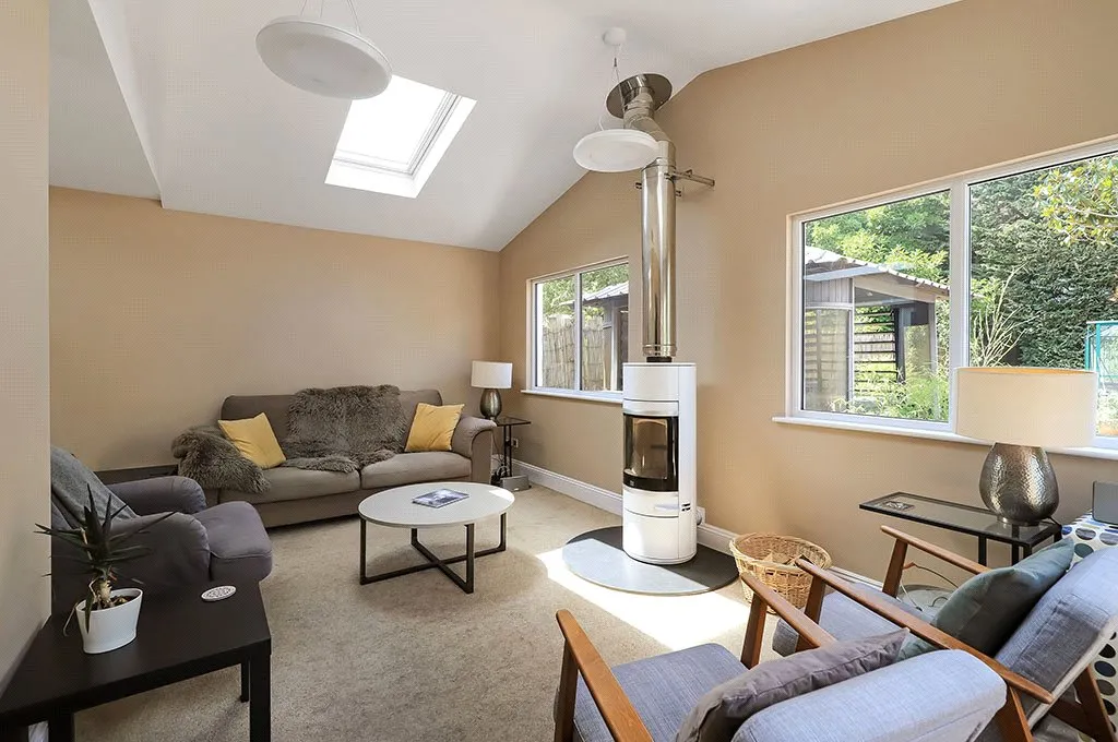 Station Road, Romsey, Hampshire, SO51 8DT, photo 13