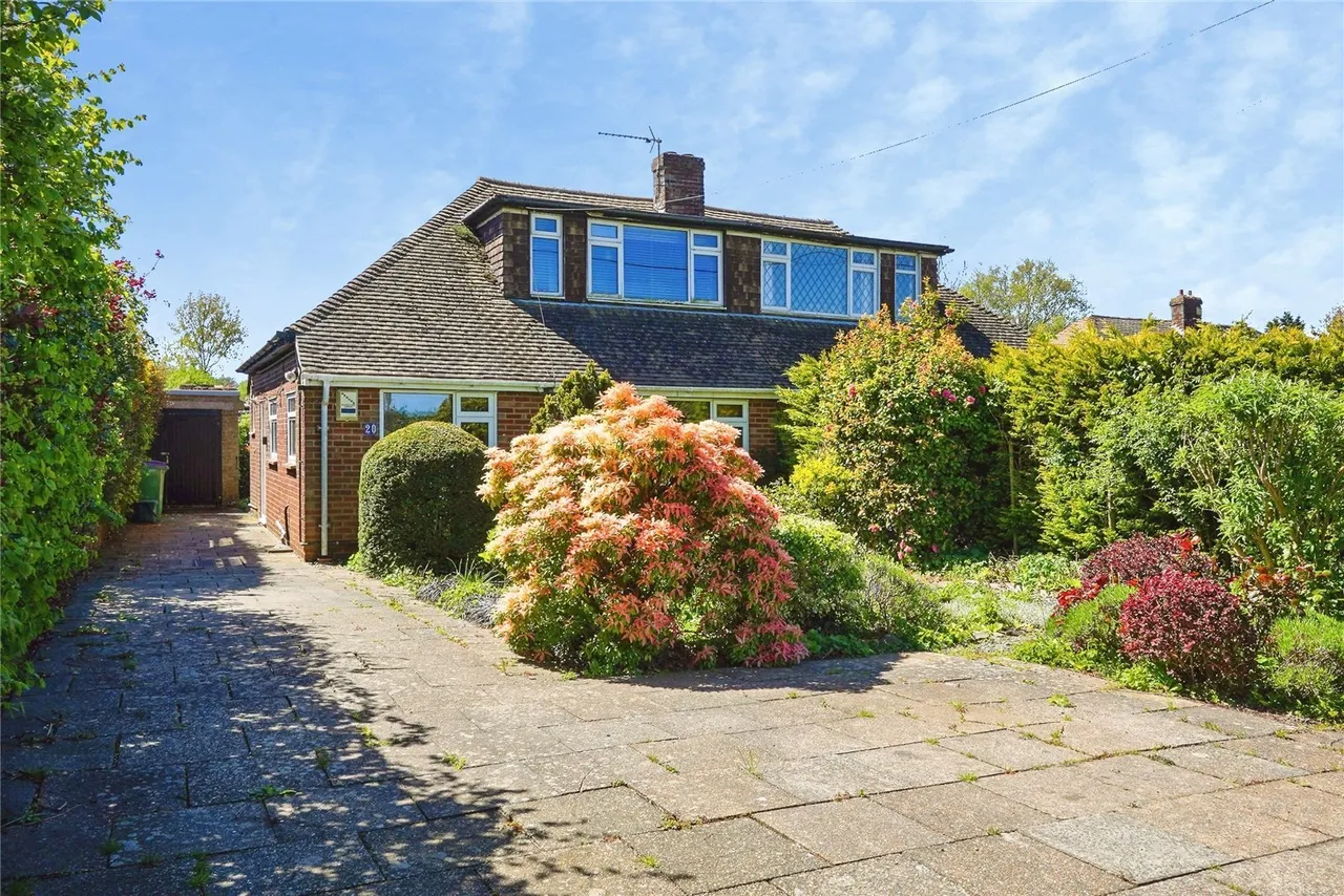 3 bed house for sale — Coach Road, Acrise, Folkestone, Kent, CT18