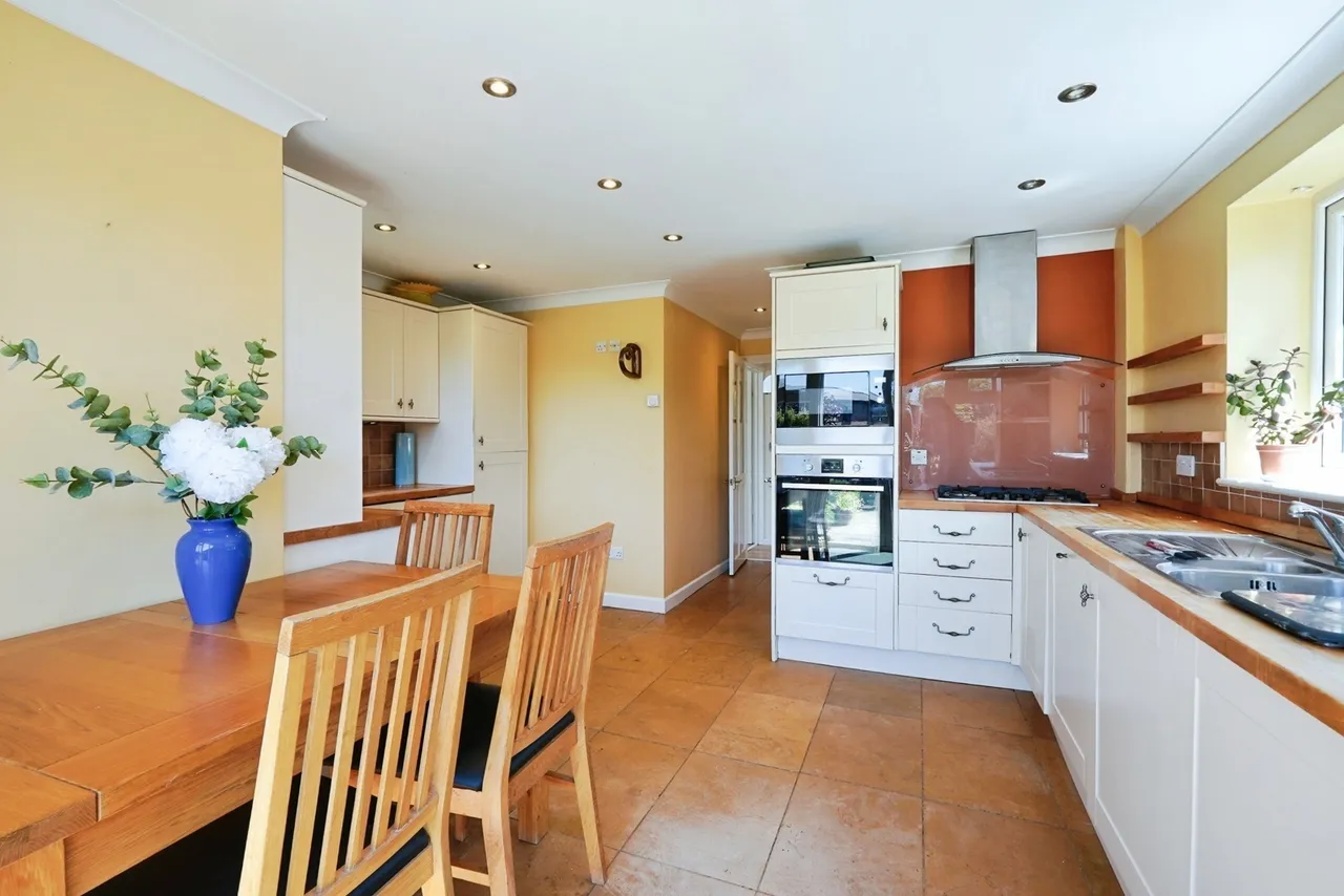 Coach Road, Acrise, Folkestone, Kent, CT18, photo 28