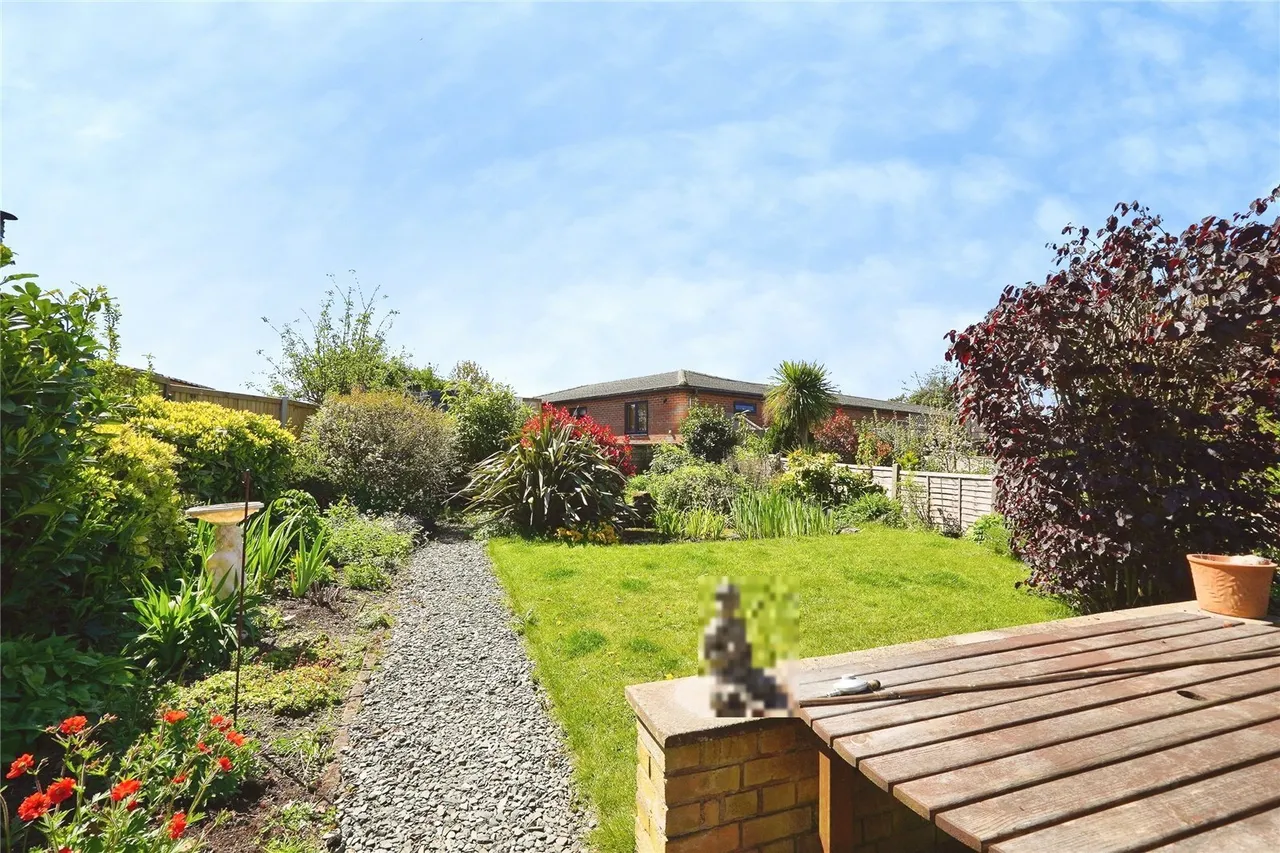 Coach Road, Acrise, Folkestone, Kent, CT18, photo 13