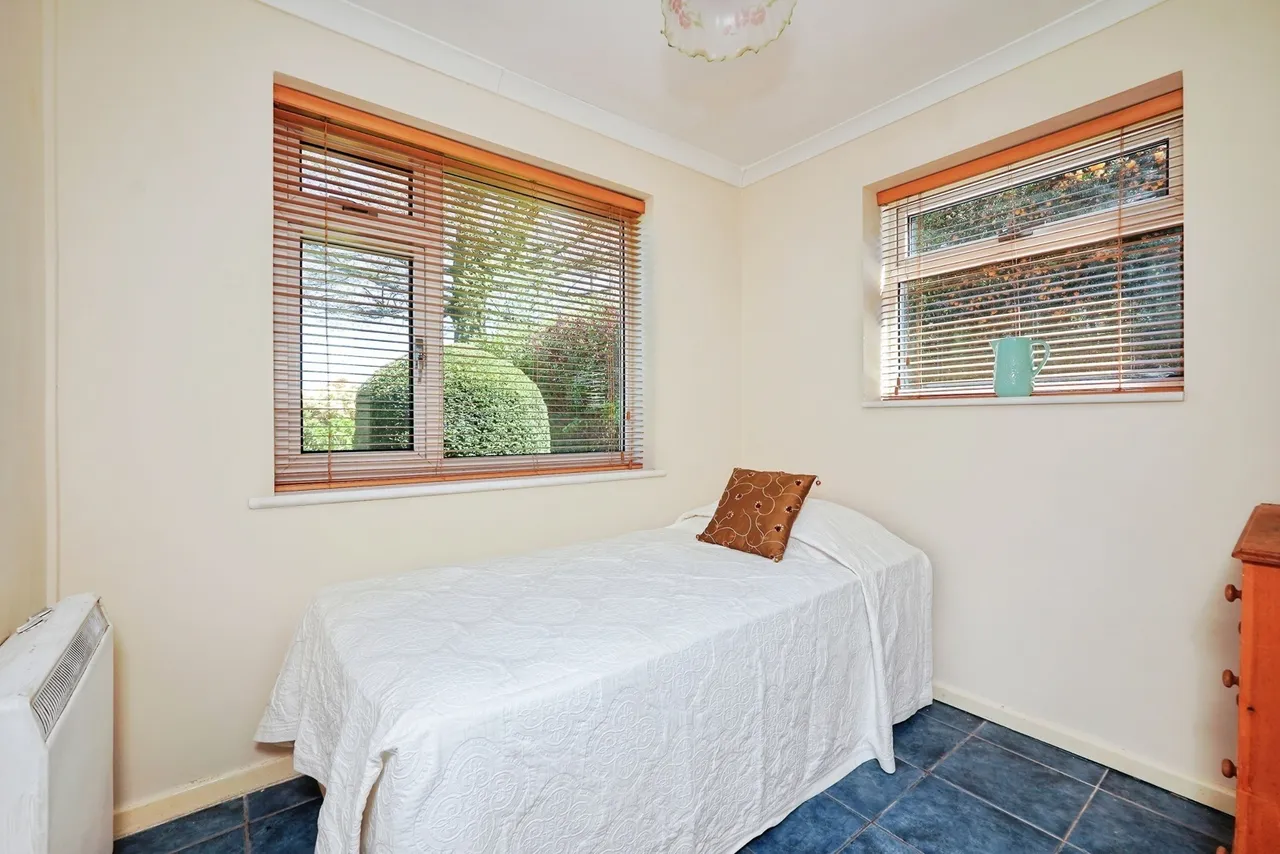 Coach Road, Acrise, Folkestone, Kent, CT18, photo 36