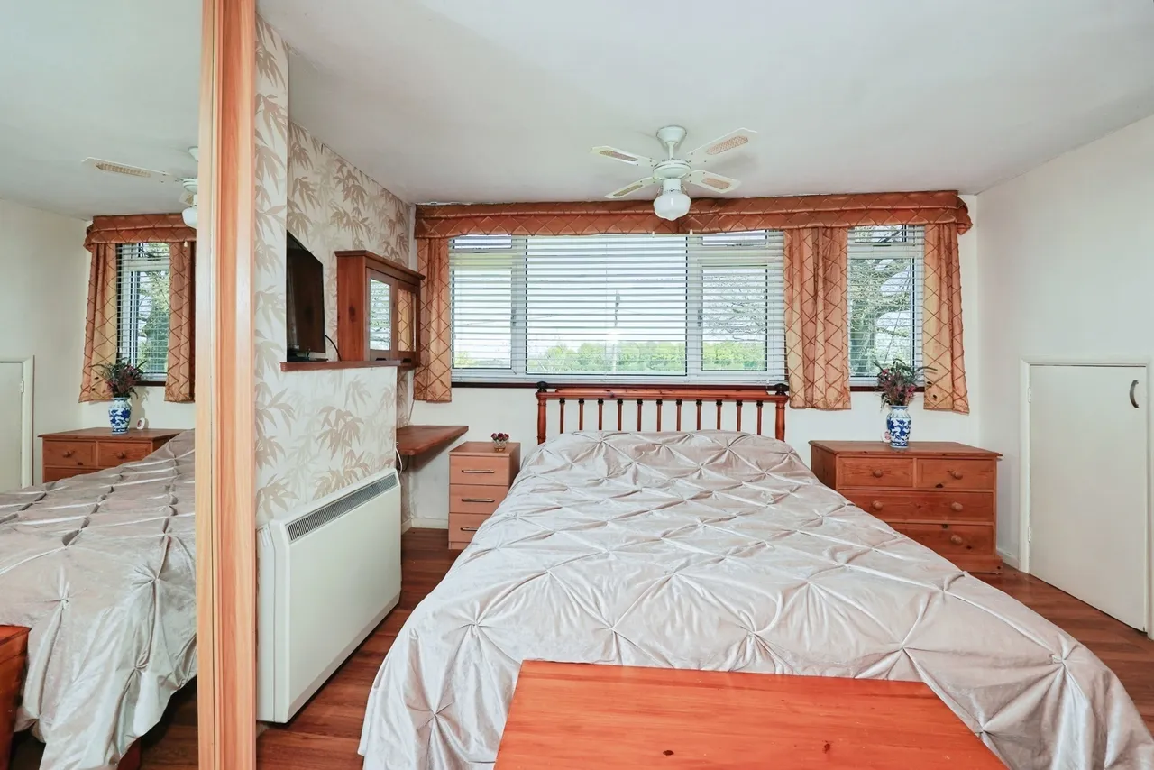 Coach Road, Acrise, Folkestone, Kent, CT18, photo 51