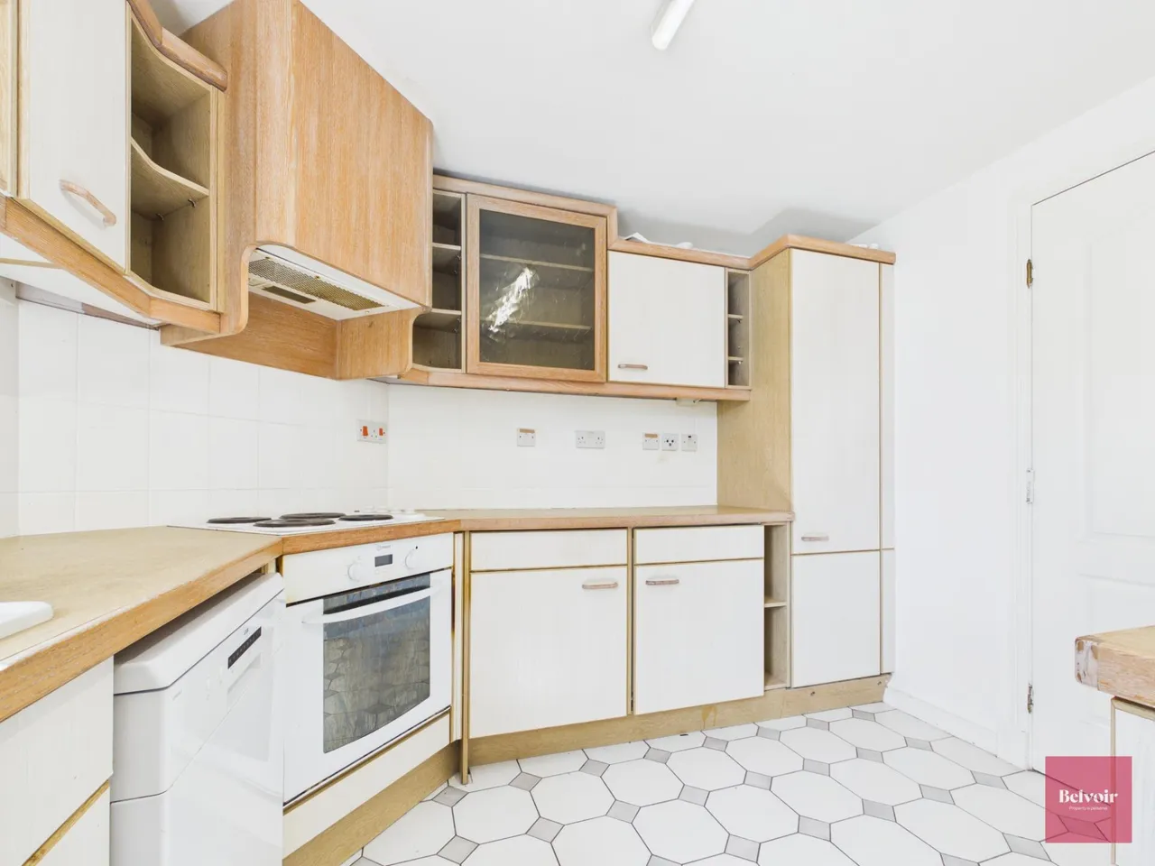 Caswell Bay Court, Caswell Road, Caswell, Swansea, SA3, photo 9