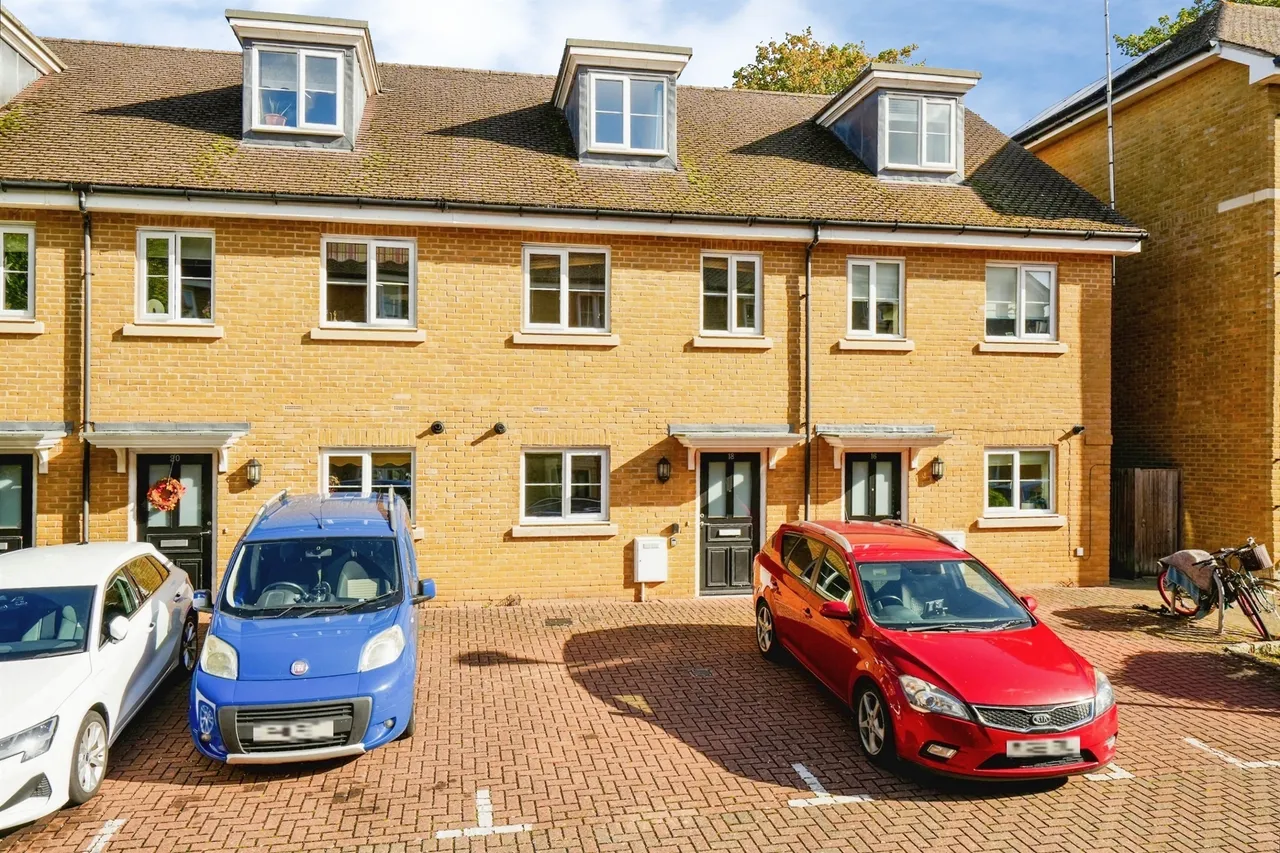 3 bed house for sale, Mary Price Close, Headington, OX3