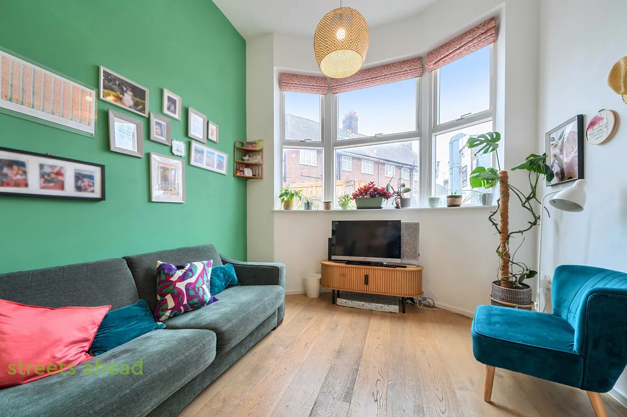 1 bed flat for sale, Whytecliffe Road South, Purley, CR8