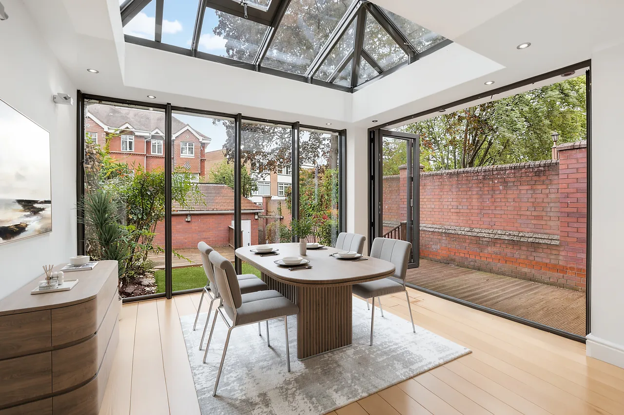 Magnolia Place, Ealing, W5, photo 5