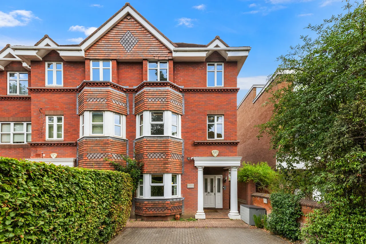 6 bed house for sale, Magnolia Place, Ealing, W5