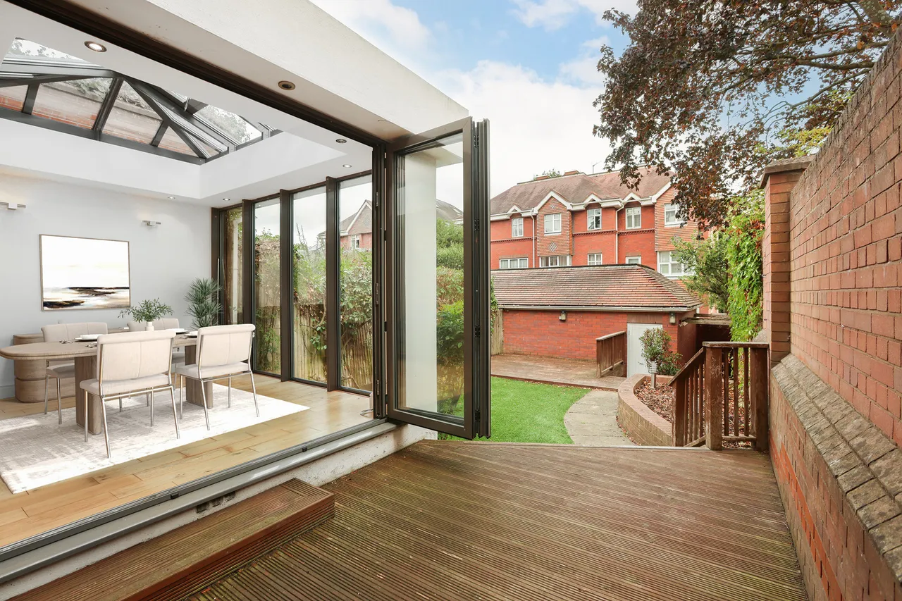 Magnolia Place, Ealing, W5, photo 6