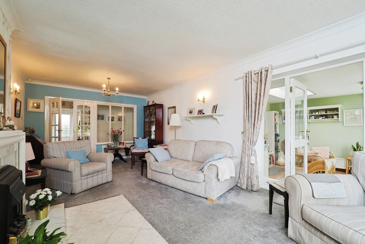 Dovecote Drive, Wollaton, Nottingham, NG8, photo 10