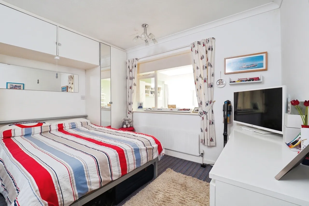 Dovecote Drive, Wollaton, Nottingham, NG8, photo 12
