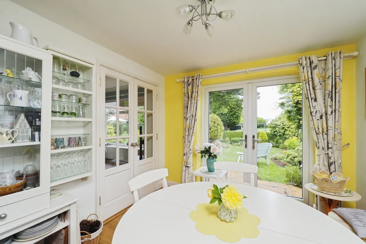 Dovecote Drive, Wollaton, Nottingham, NG8, photo 8