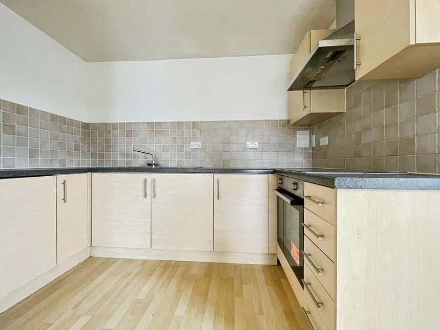 Kenton Road, Harrow, HA3, photo 3