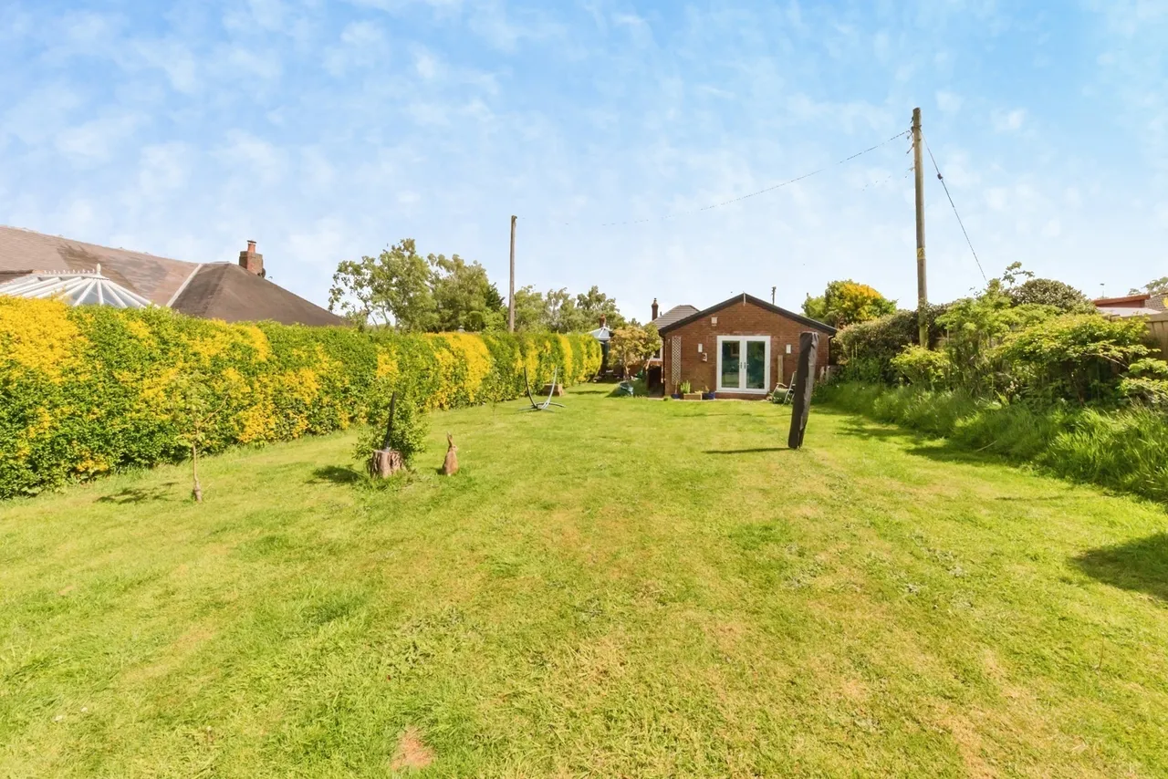 Forest Street, Weaverham, Northwich, Cheshire, CW8, photo 4