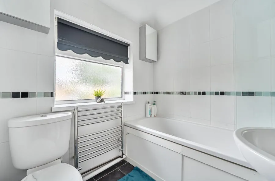Dartington Avenue, Woodley, RG5, photo 9
