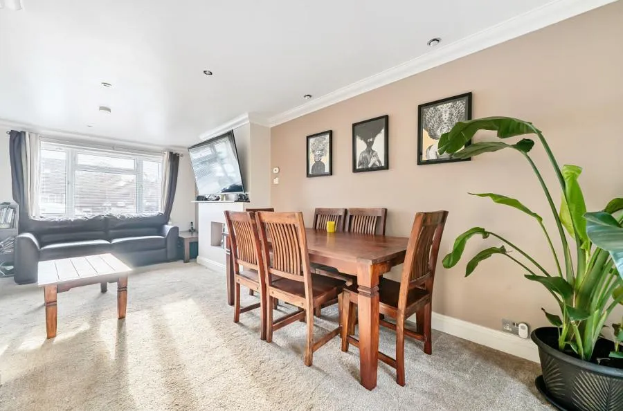 Dartington Avenue, Woodley, RG5, photo 5
