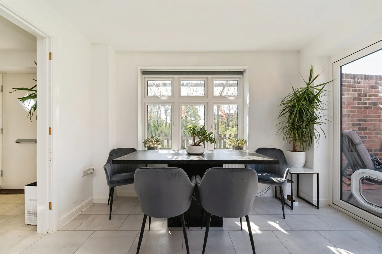 Gatekeeper Hill, Curbridge, SO30, photo 12