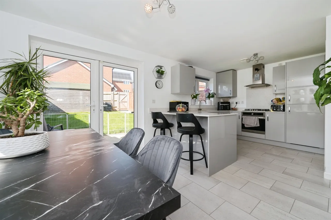 Gatekeeper Hill, Curbridge, SO30, photo 11