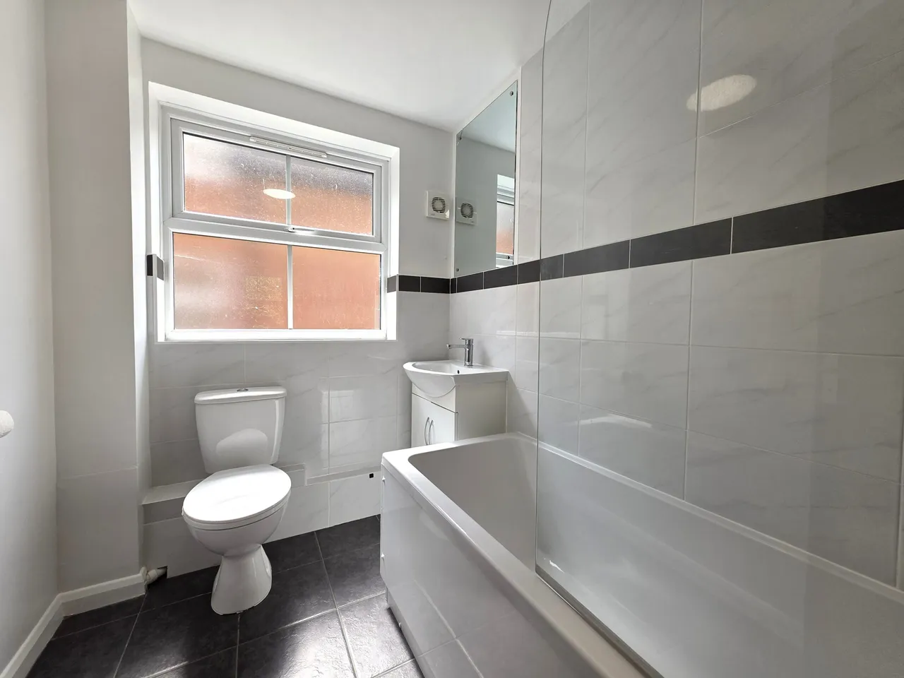 Station Hill, Thurston, IP31 3QU, photo 6