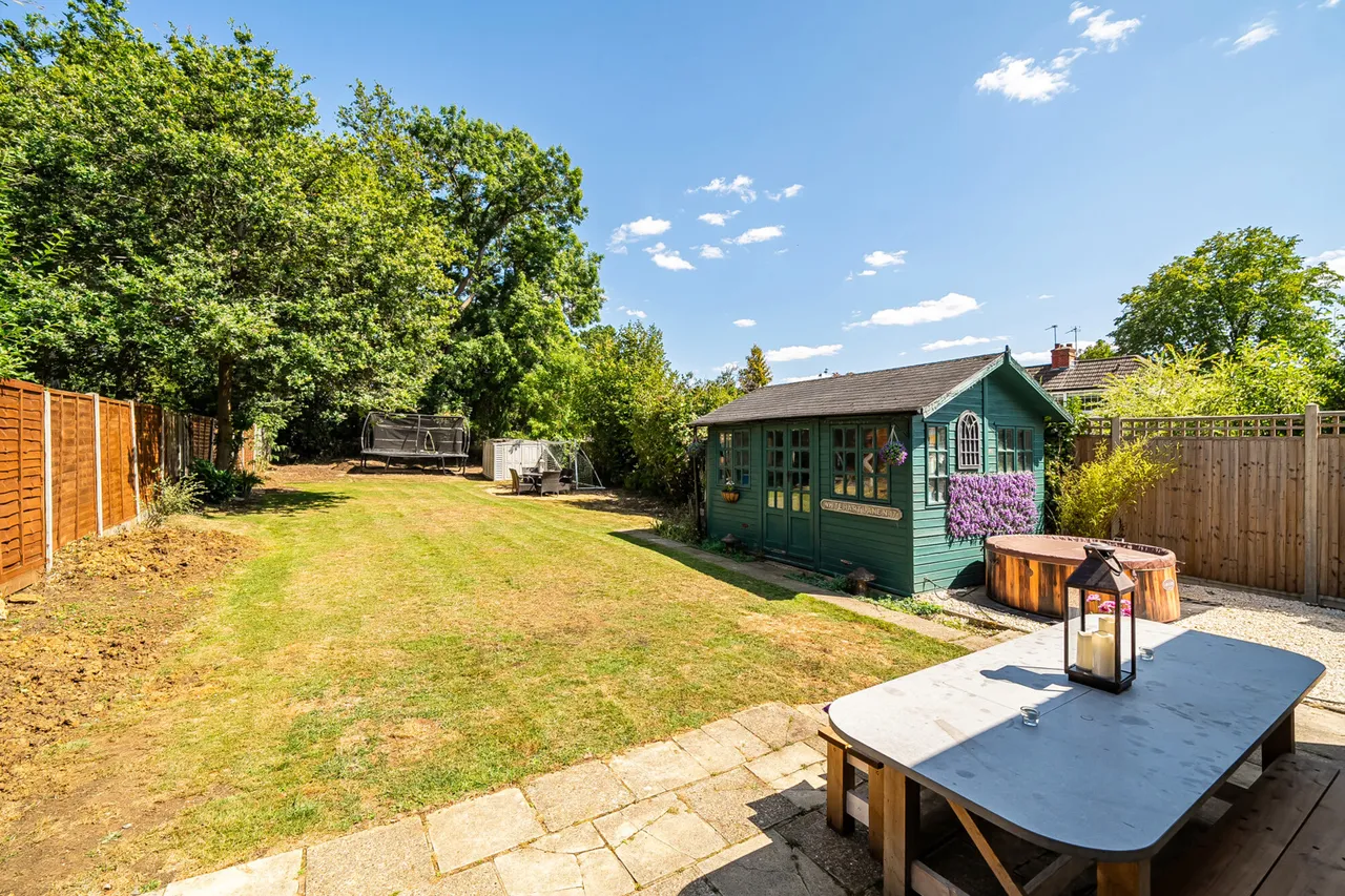Hoylake Crescent, Ickenham, UB10, photo 11