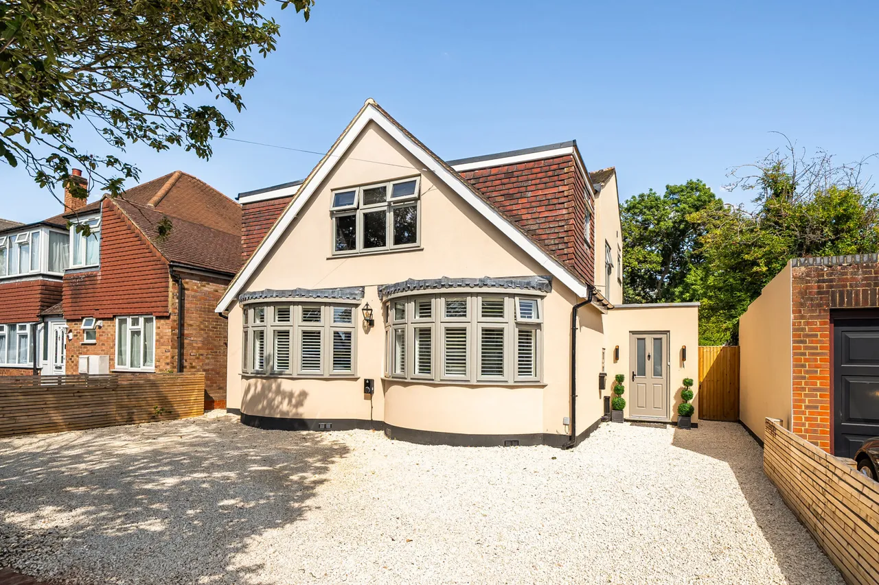 5 bed house for sale, Hoylake Crescent, Ickenham, UB10