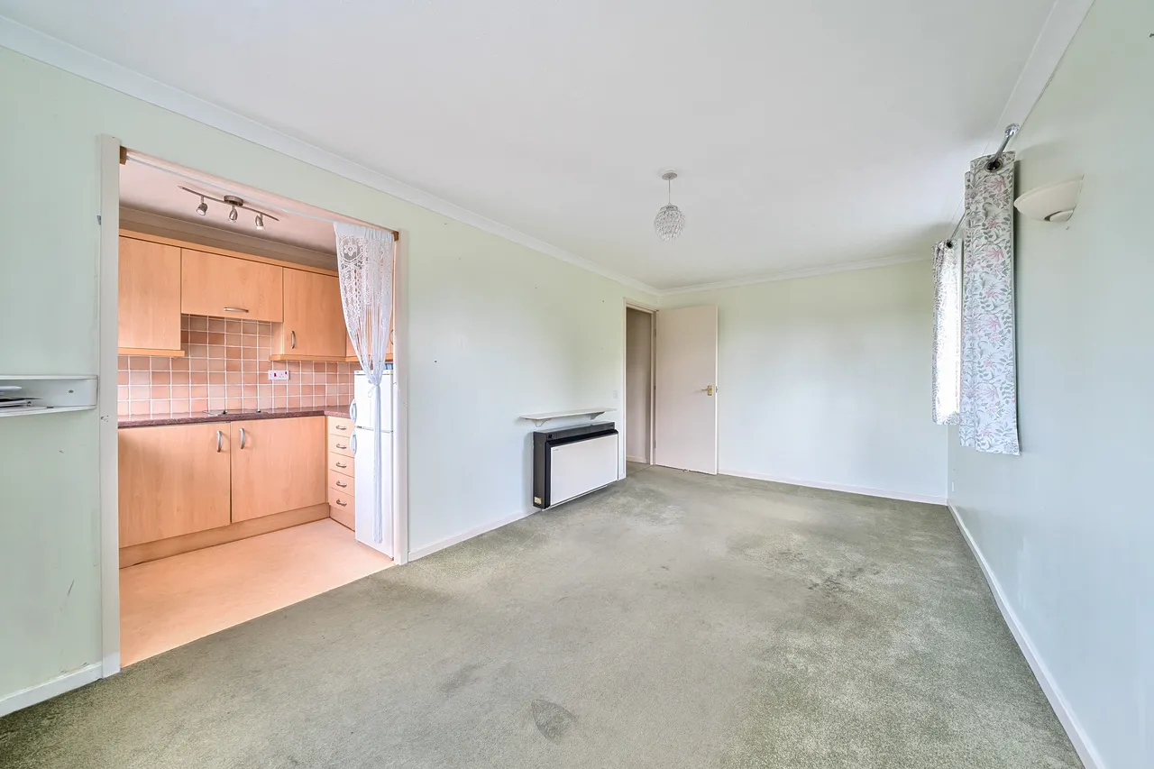 Church Road, Haywards Heath, RH16, photo 3