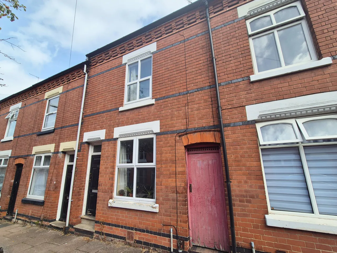 2 bed house to rent — Hartopp Road, Clarendon Park, Leicester, LE2