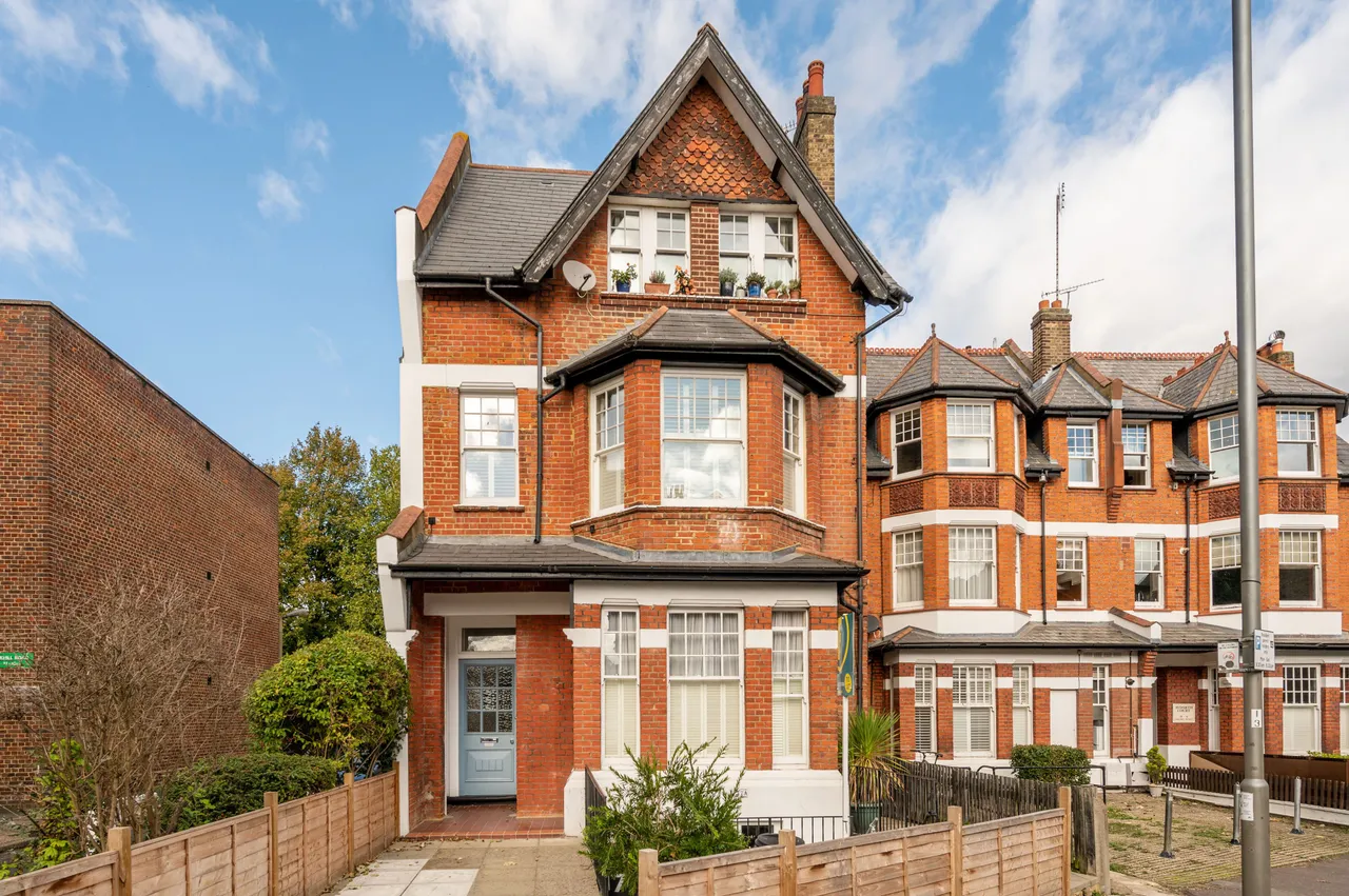 1 bed flat to rent, London, SW15