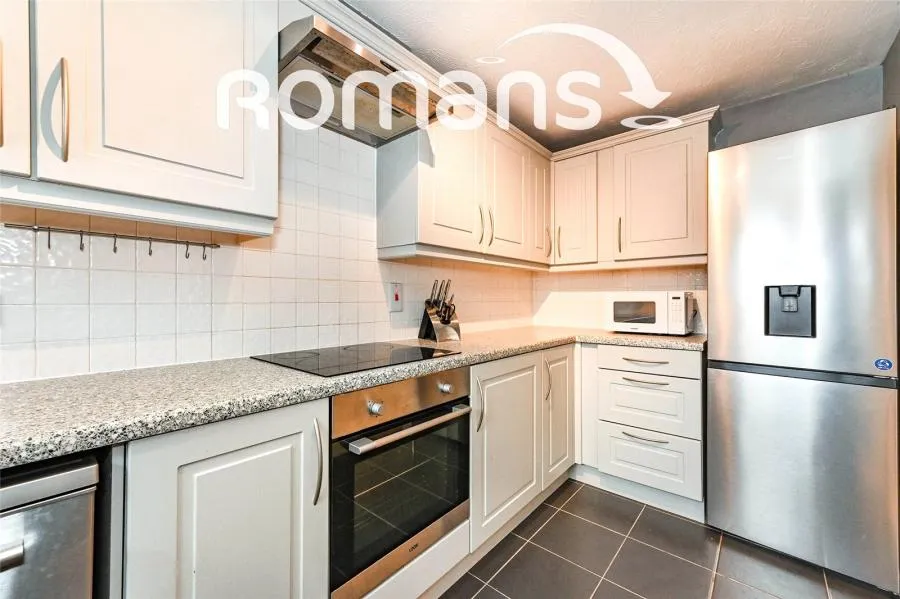 Babbage Way, Bracknell, RG12, photo 5