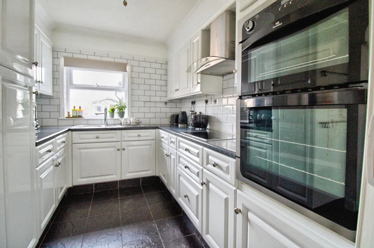Marlborough Road, Romford, RM7, photo 11