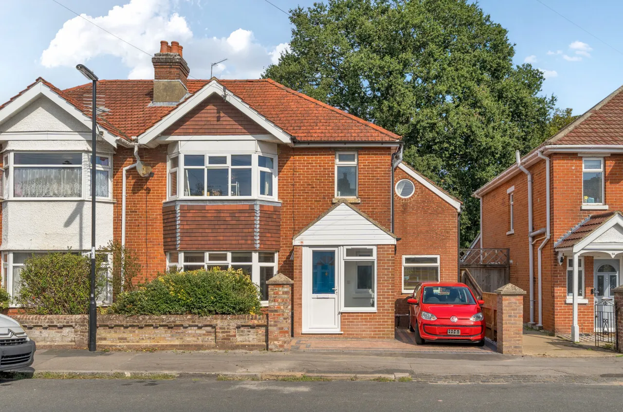 4 bed house for sale, Wilton Gardens, Upper Shirley, SO15