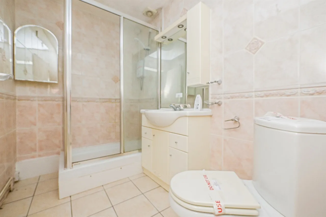 Pen-Y-Lan Road, Penylan, Cardiff, photo 9