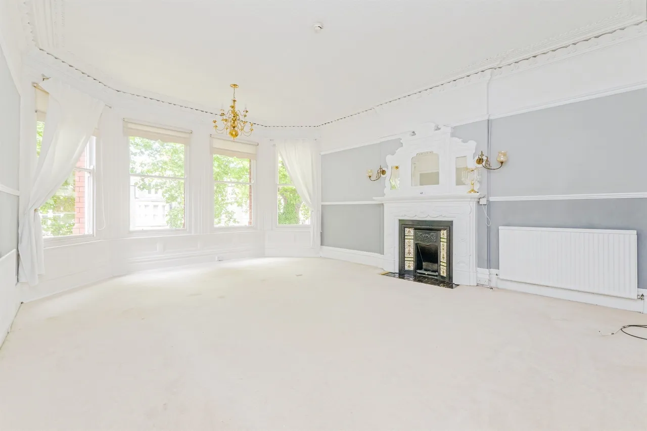 Pen-Y-Lan Road, Penylan, Cardiff, photo 7