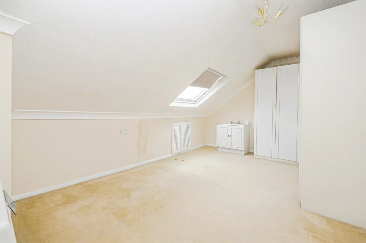 Pen-Y-Lan Road, Penylan, Cardiff, photo 10