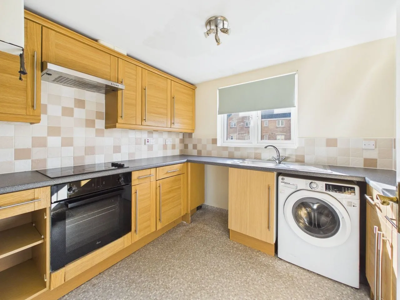 Macfarlane Chase, Weston-Super-Mare, BS23, photo 11