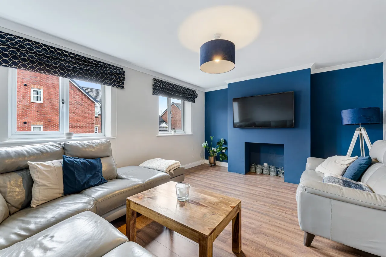 Iona Crescent, Widnes, Widnes, WA8 5AD, photo 10
