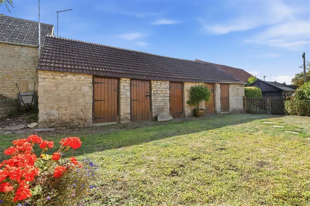 6 bed house for sale, Main Street, Ufford, PE9