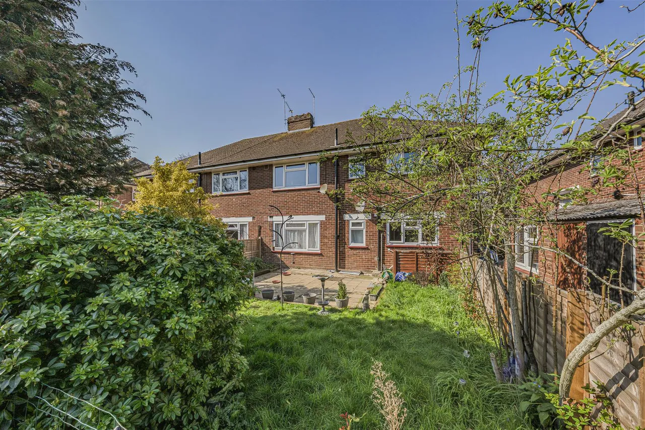 Westmead, Windsor, SL4 3NN, photo 15