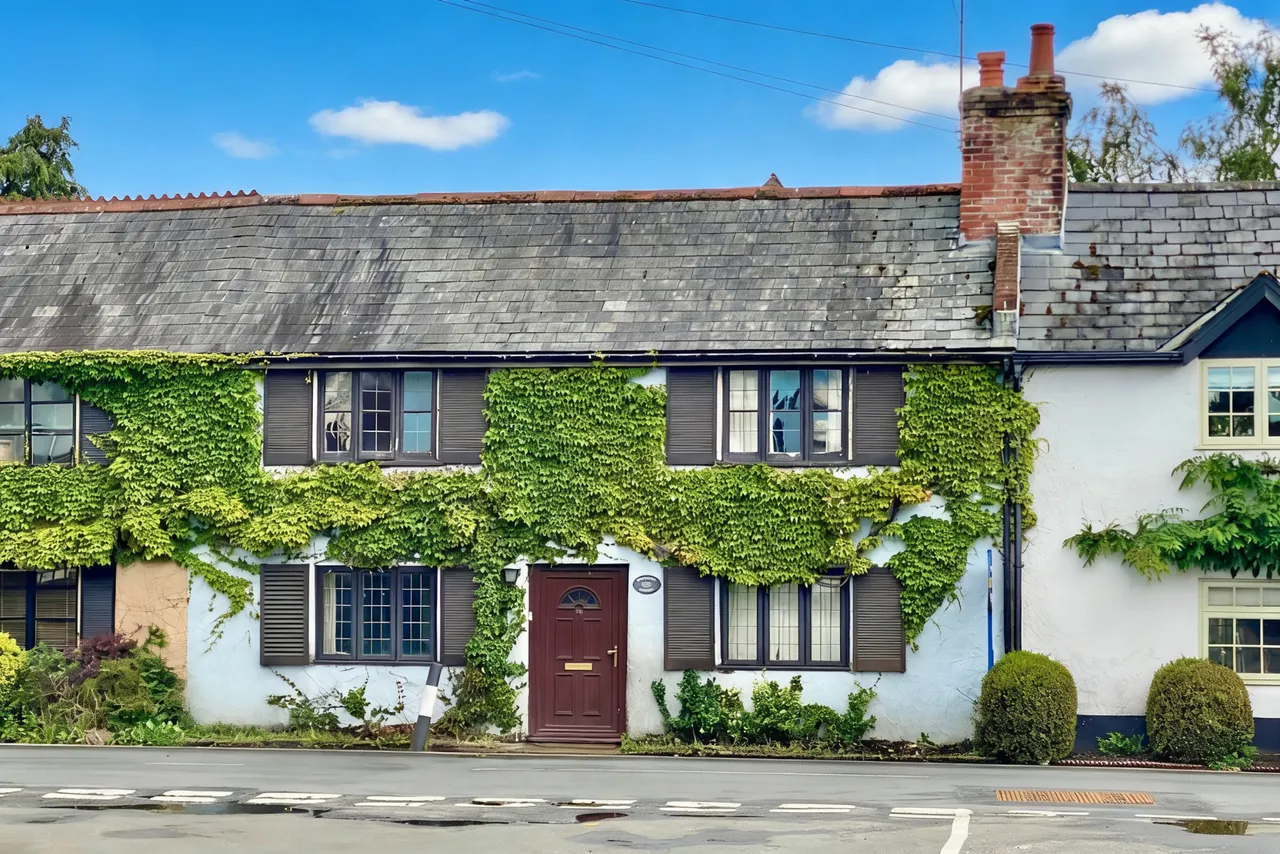 3 bed house for sale, Gorley Road, BH24