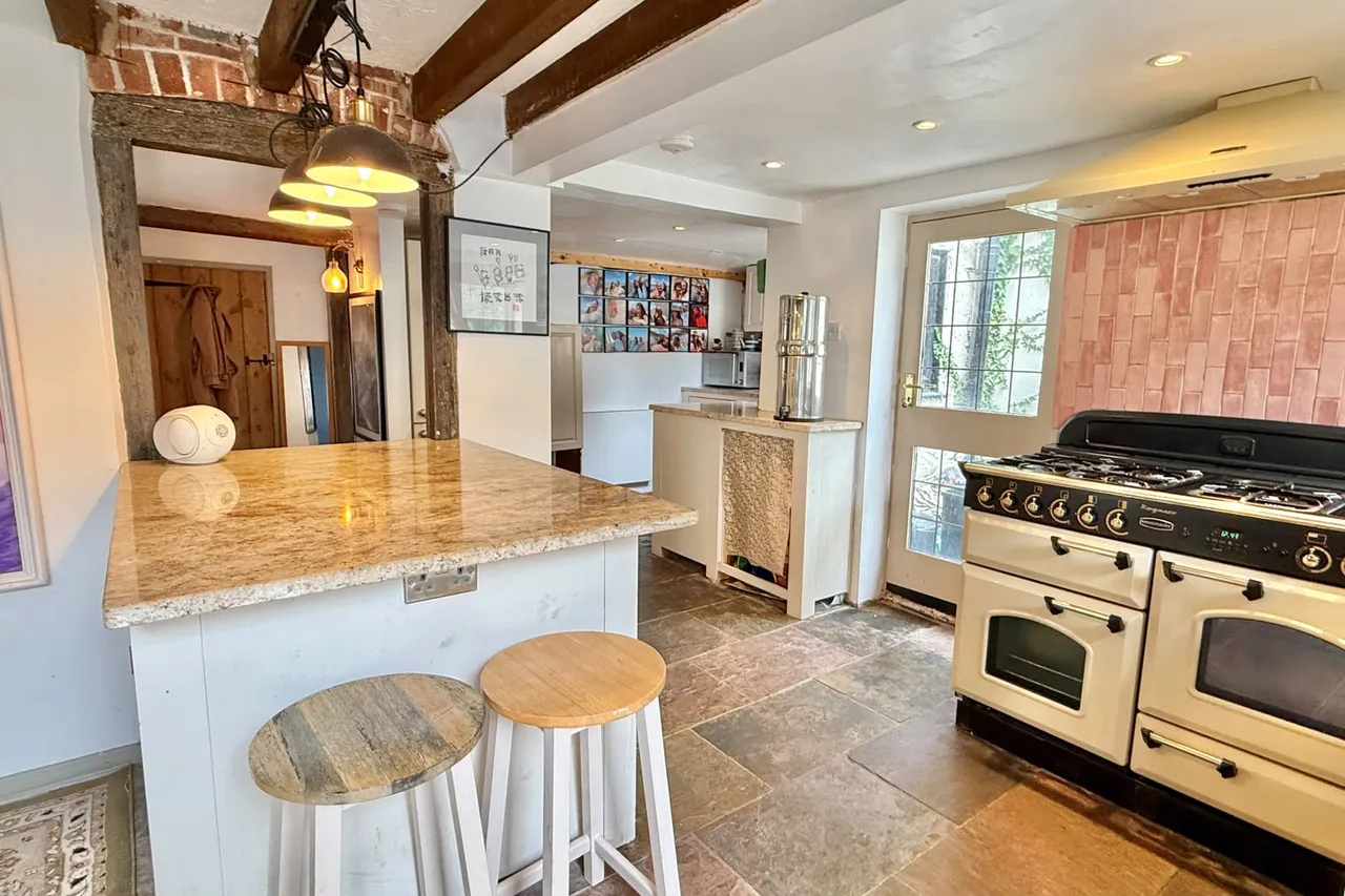 Gorley Road, BH24, photo 10