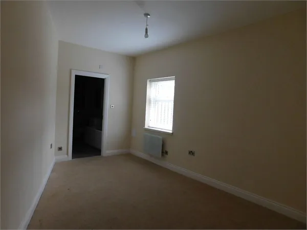 Windmill Place, Southall, Greater London, UB2 4FS, photo 7