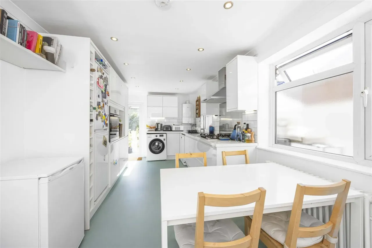 Leyton Park Road, Leyton E10, photo 12