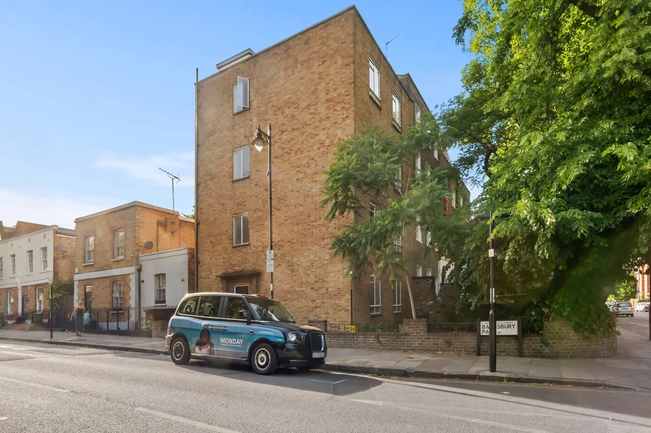 Liverpool Road, London, N1, photo 19