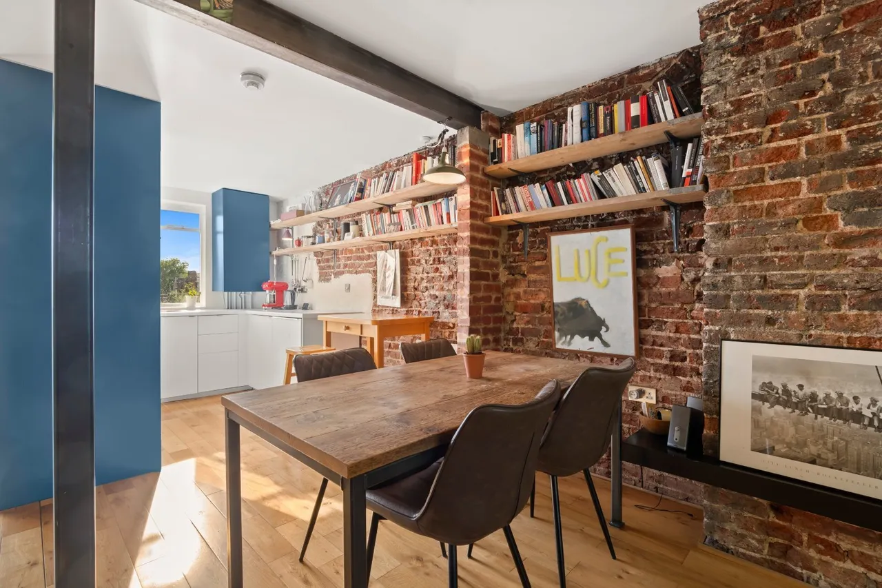 Liverpool Road, London, N1, photo 8
